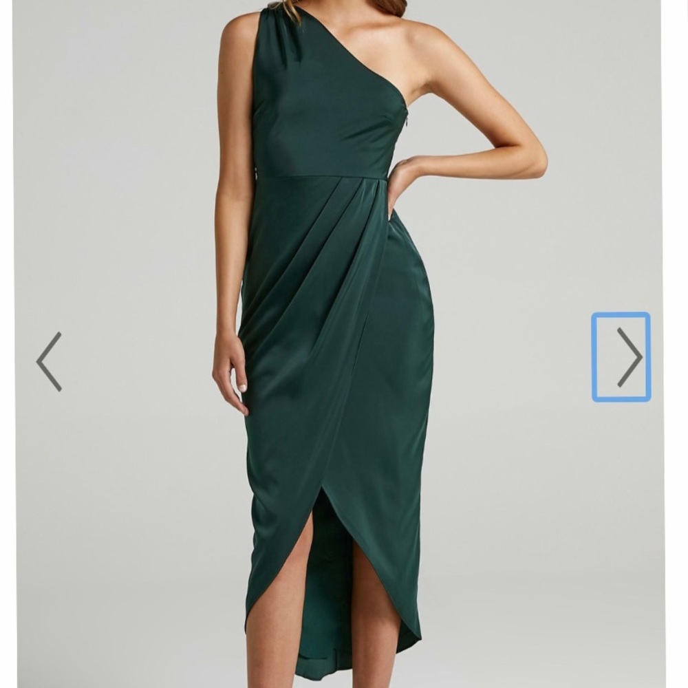 Showpo Felt So Happy Dress in Emerald